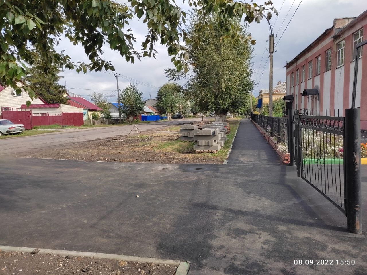 На ул. Громова отремонтировали тротуар