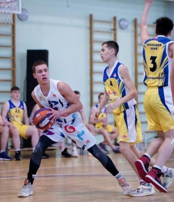 Ртищевские баскетболисты заняли 9 место в финале КЭС-Баскет в ПФО