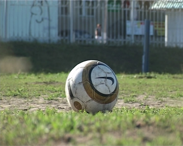 Ртищевские футболисты одержали две победы в ходе фестиваля по дворовому футболу