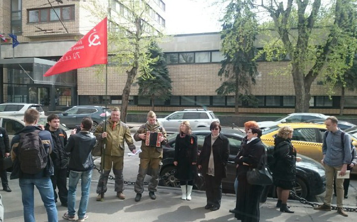 Ртищевских школьниц уличили в "предательстве" за рассказ о довоенном Ртищеве